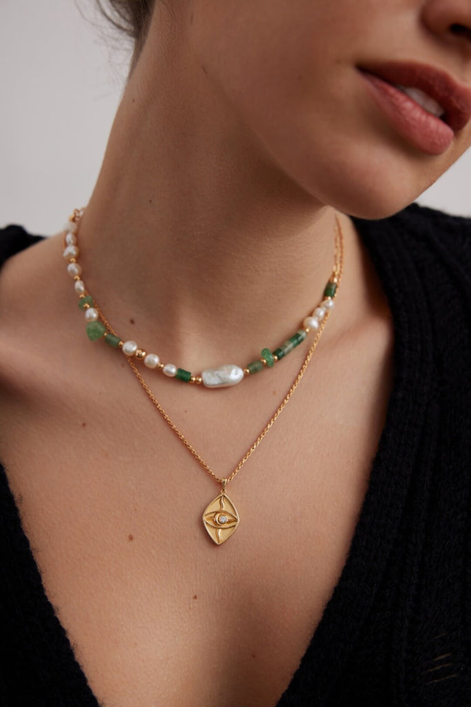 Green Gemstone Pearl Beaded Half Chain Necklace