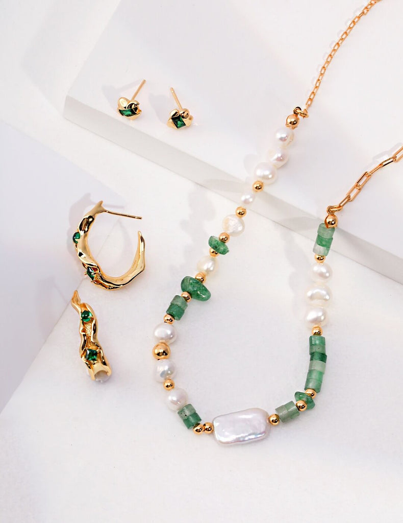 Green Gemstone Pearl Beaded Half Chain Necklace