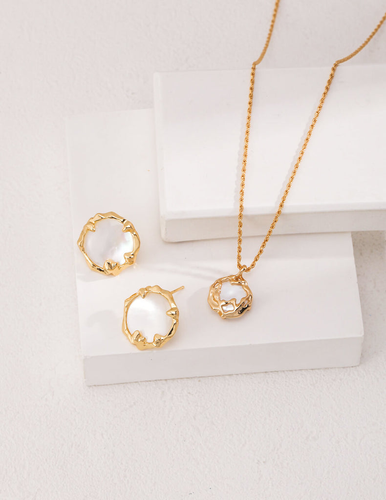 Irregular Bezel Set Shell Stud Earring