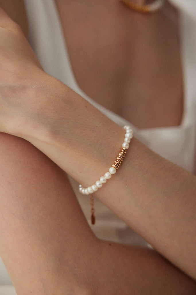 Irregular Silver Pieces Pearl Bracelet