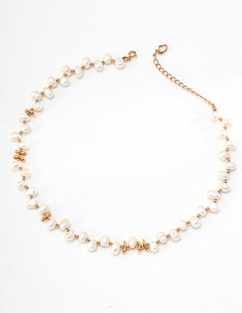 Natural shaped pearl necklace