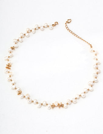 Natural shaped pearl necklace